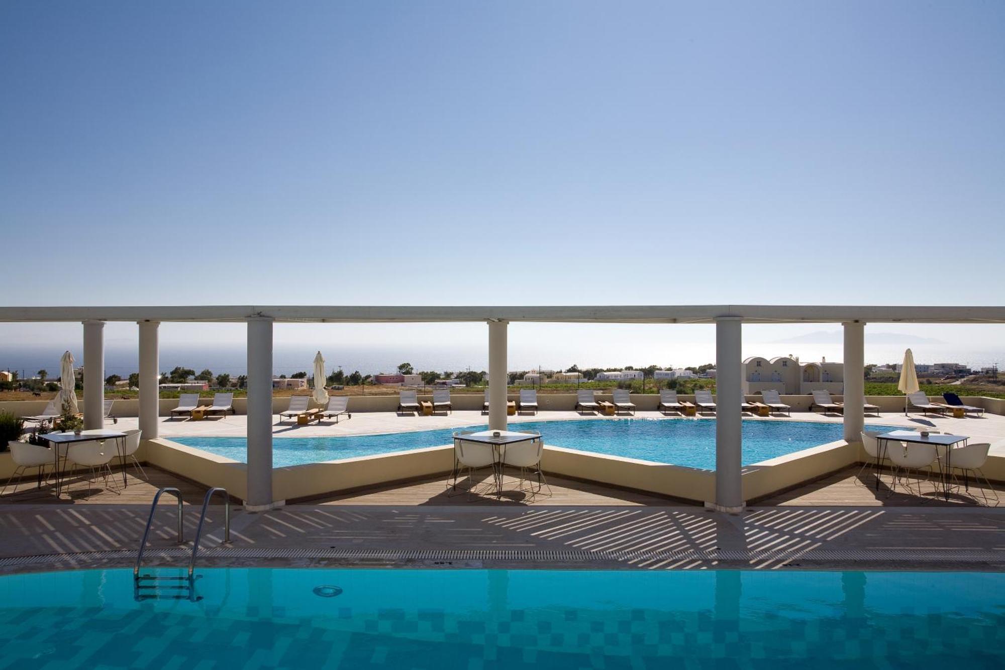The Majestic Hotel Fíra Kültér fotó